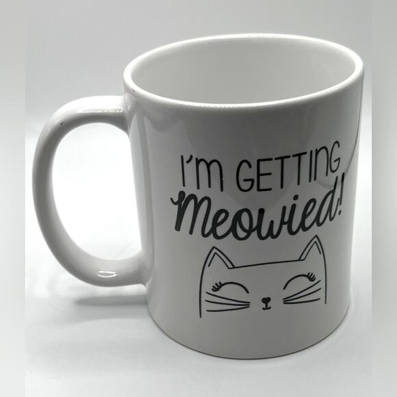 I’m Getting Meowied! Ceramic cat mug - Picture 3 of 6